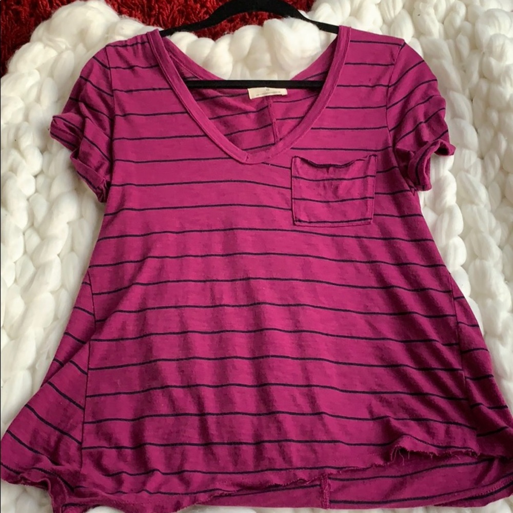 😁 Dark Pink Striped Flowy Tshirt XS